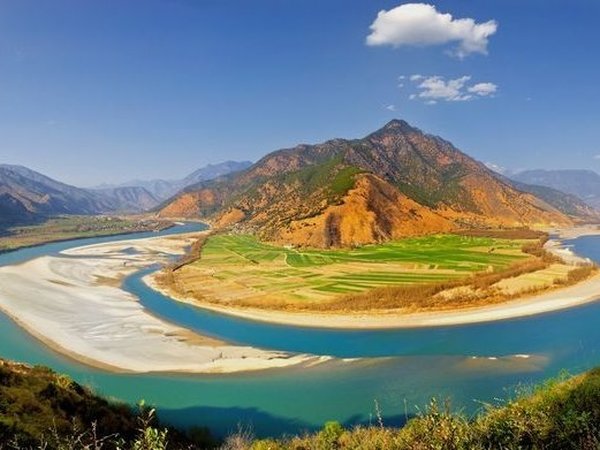 V TOP 7 najkrajej rieke sveta plvala Flakotorka. Medzi 7 TOP riek sveta patr aj rieka Yangtze, v ne, kde minul
 tde videli Flakotorku
